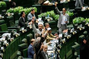 با خرید کالای ایرانی بخش خصوصی را تقویت کنیم