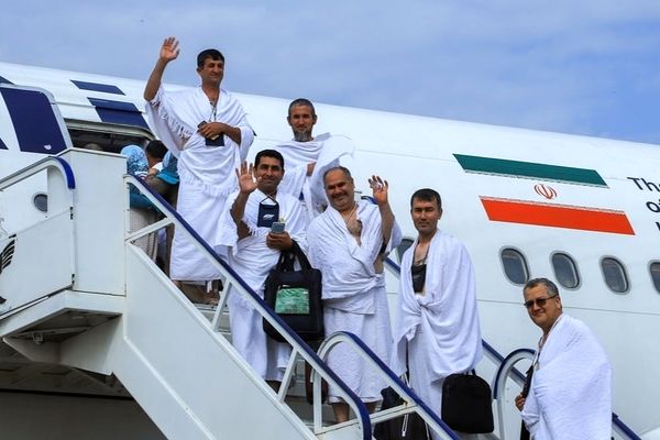 حجاج بیمار با اولین پروازها از عربستان به کشور باز می‌گردند