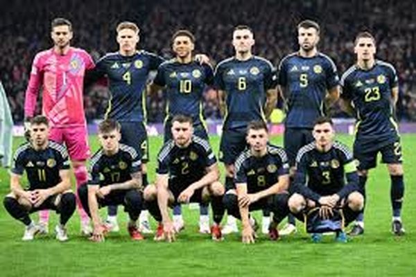 تیم ملی فوتبال اسکاتلند باعث تعطیلی کشورش شد