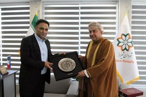 پیگیری خواهرخواندگی "شیراز- مسقط" و تقویت زیرساخت‌های گردشگری درمانی 