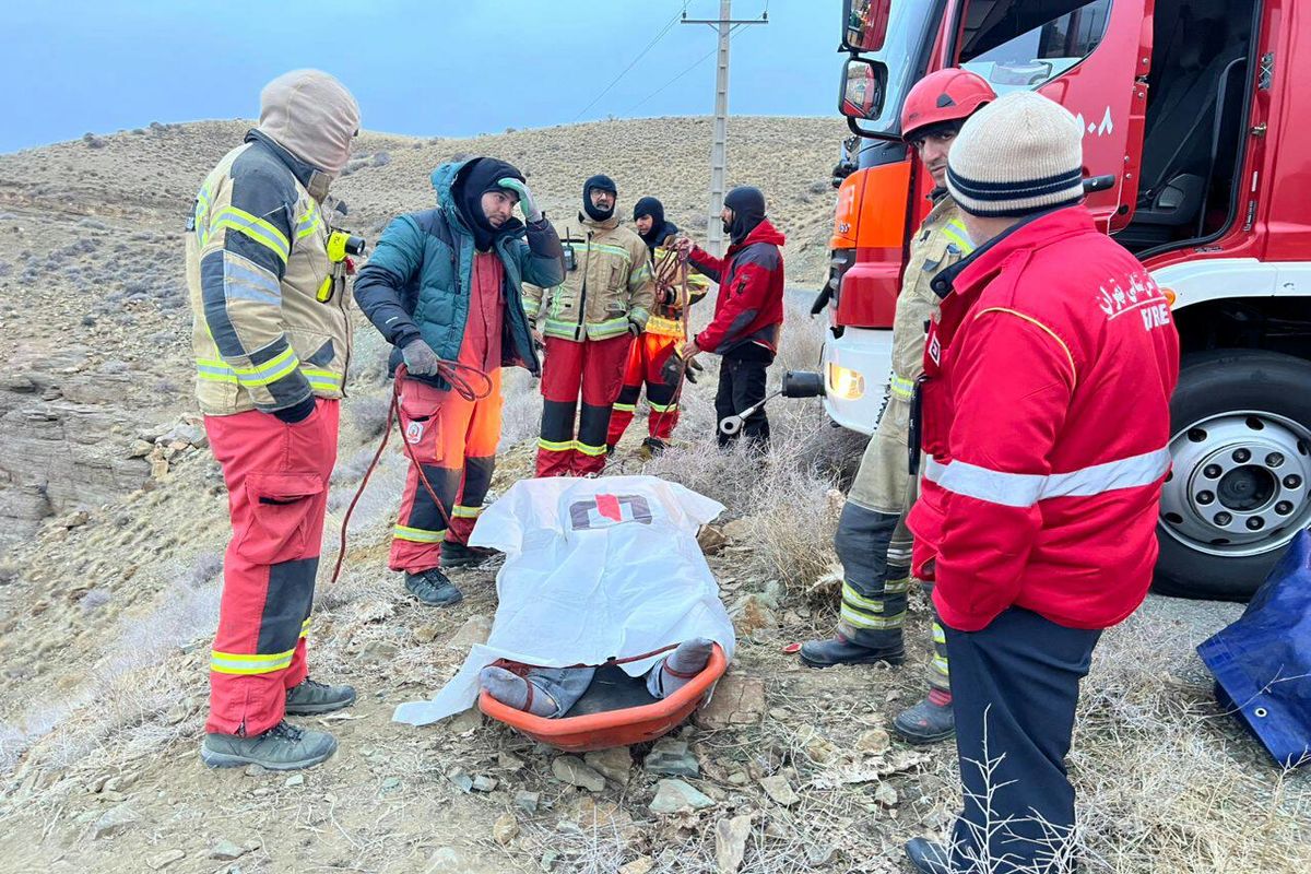 حادثه سقوط خودرو در دره