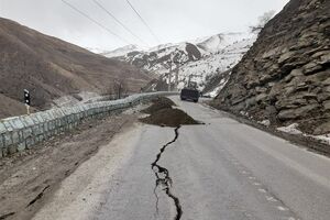 بازگشایی جاده چالوس پس از رانش زمین