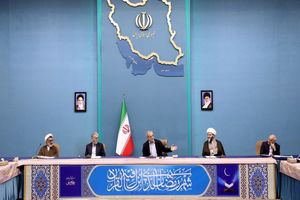 راه عبور از مشکلات و موانع اتحاد و همبستگی است