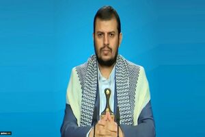 انصارالله یمن در  جنگ با آمریکا در کنار آزادگان امت ایستادگی خواهد کرد 