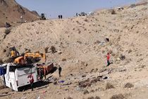 سقوط مرگبار اتوبوس در جاده فیروزکوه؛ ۴ کشته و ۳۳ زخمی