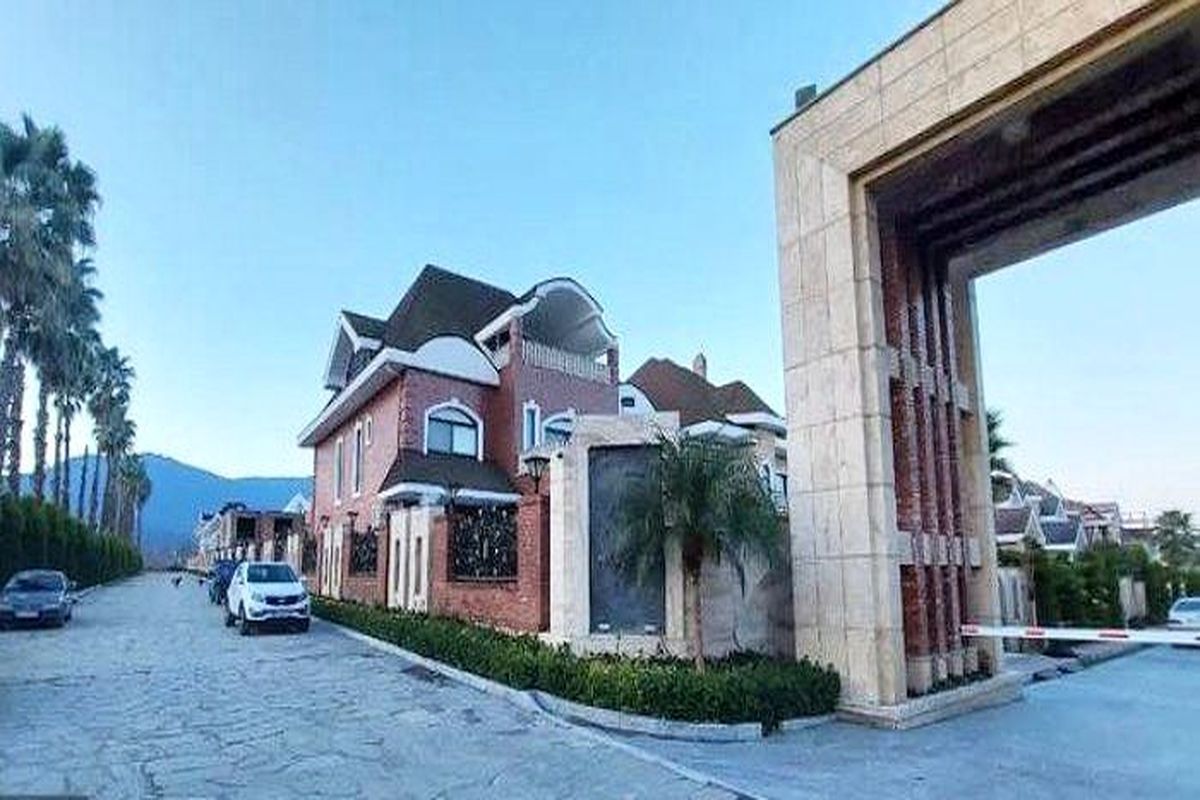 اجرای حکم تخریب سازه لوکس غیرمجاز در مازندران 