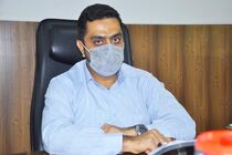 عمده فعالیت دولت آینده باید ارتقای اقتصاد ملی باشد