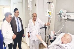 پیشکسوت فوتبال ایران از بیمارستان مرخص شد