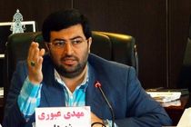 مشکل امروز جامعه با عمل گرایی حل می شود نه با کار سیاسی بیهوده