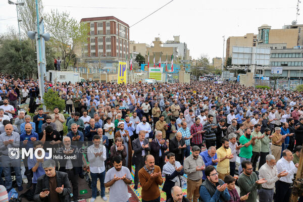 نماز عید سعید فطر در مصلای تهران اقامه شد
