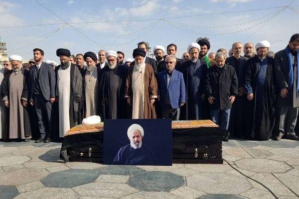 پیکر آیت‌الله عبدخدایی در جوار امام رضا(ع) آرام گرفت