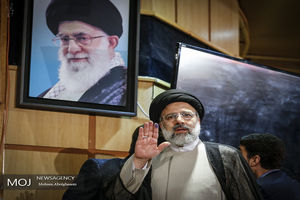 وضع موجود کشور قابل تحمل نیست