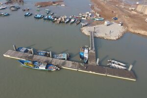 انجام مراحل پایانی تحویل گیری 23 موج شکن های مردمی