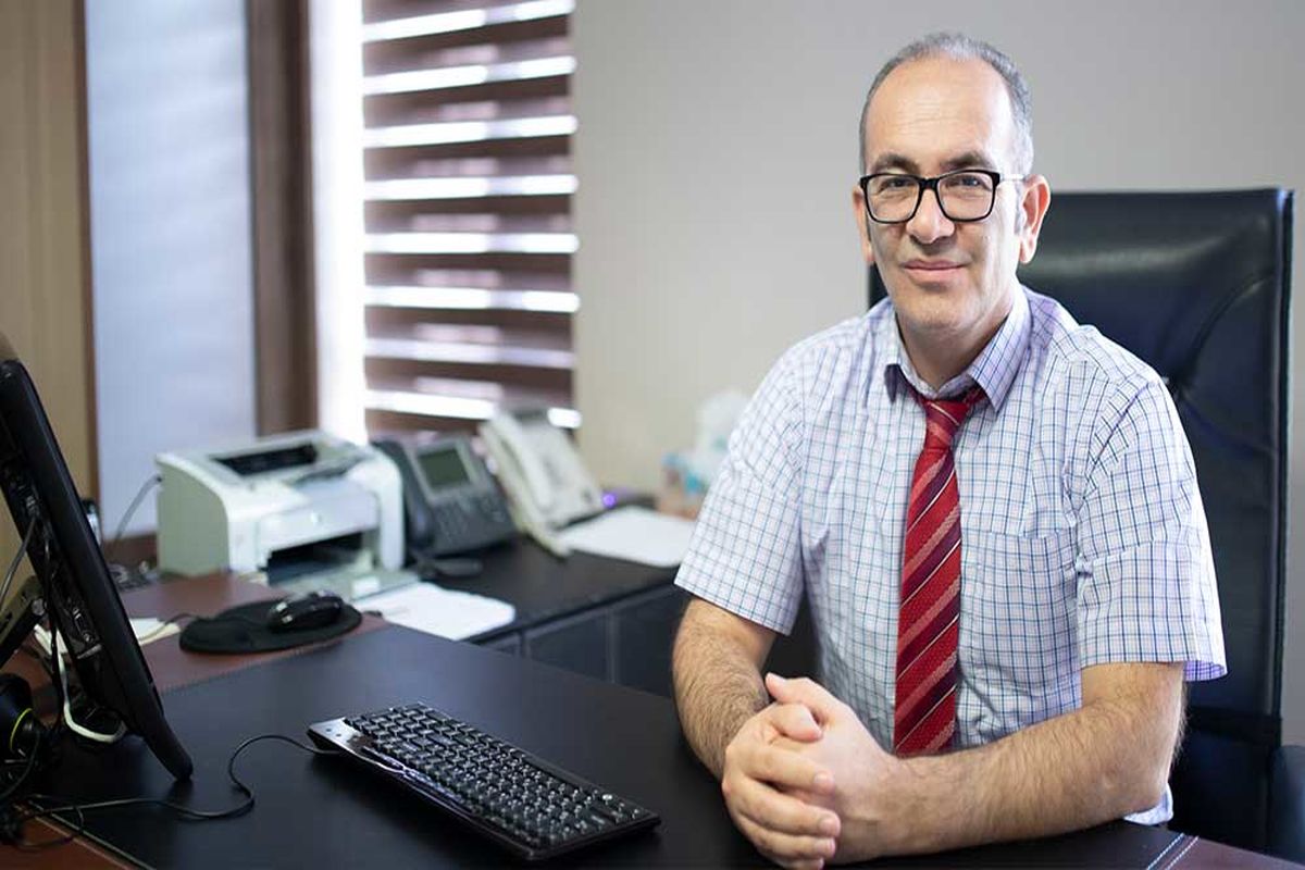 فرهاد اینالوئی