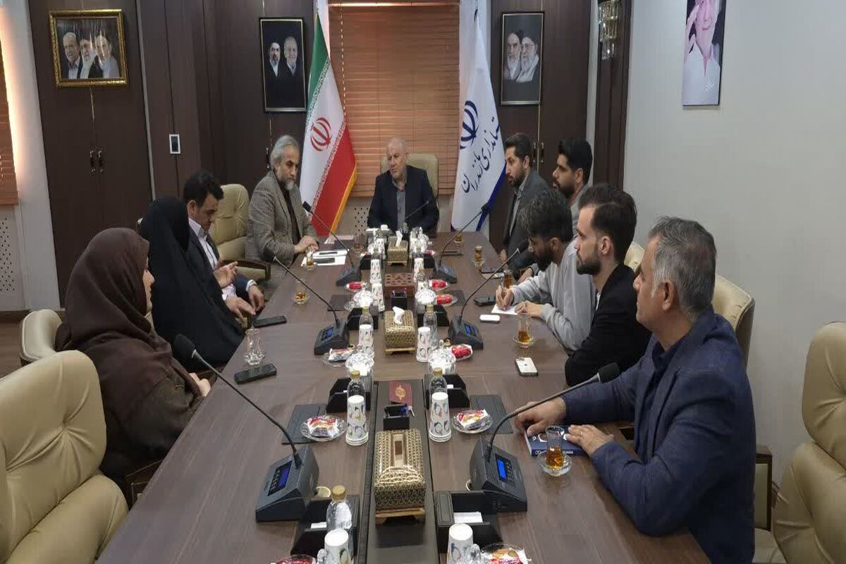 دیدار استاندار با مدیر حوزه هنری
