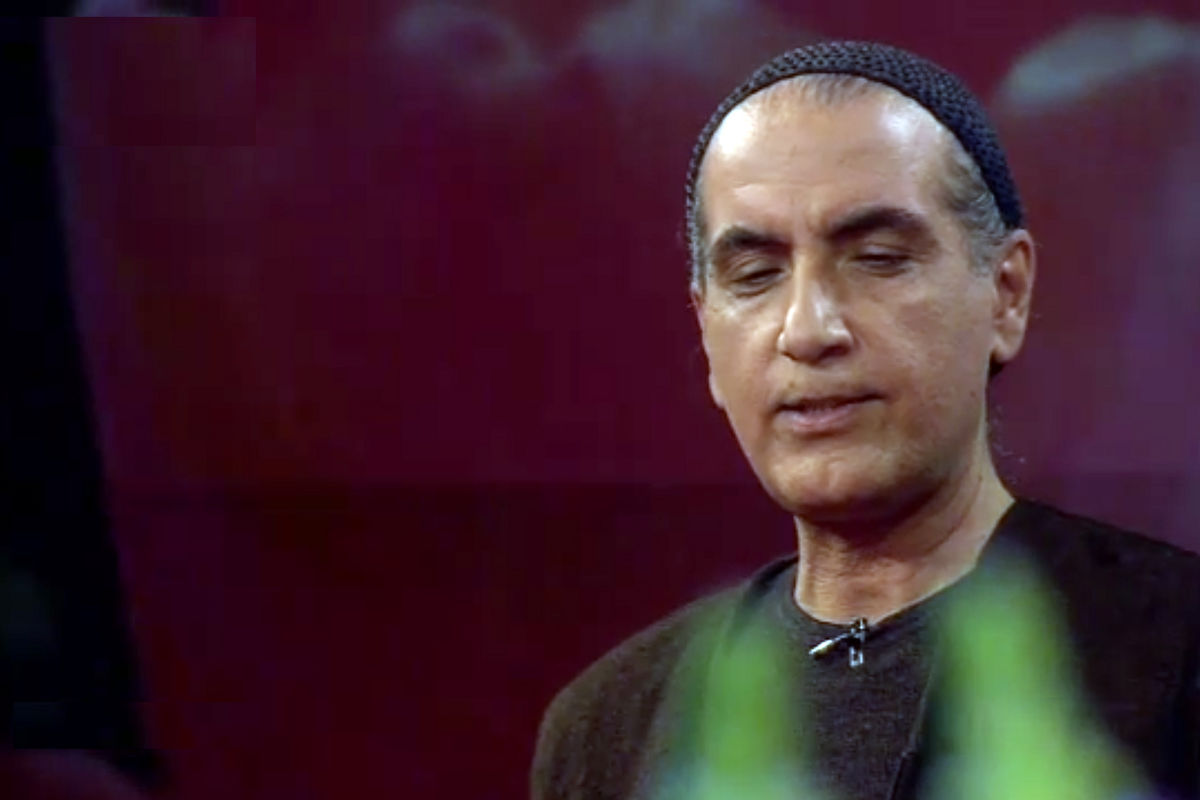 مهرداد هویدا