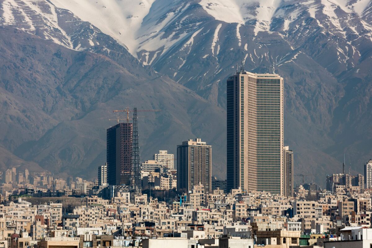 بازار مسکن در ایران