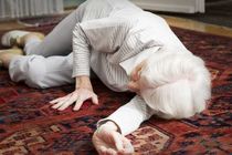 مداخلات ورزشی یکی از راه های پیشگیری از عدم تعادل و سقوط در سالمندان
است