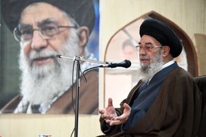 ترویج فرهنگ قرآن کریم در جامعه مورد توجه خاص قرار گیرد