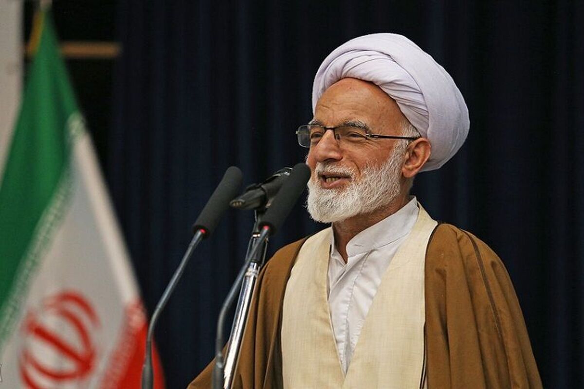 نماینده ولی فقیه در استان مرکزی 