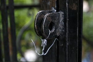 پلمب ۳ رستوران متخلف در هفت باغ کرمان