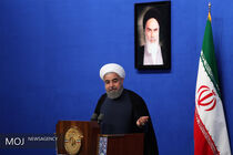 اگر گفتم جوان و اگر گفتم زنان روی عهد خود ایستاده‌ام