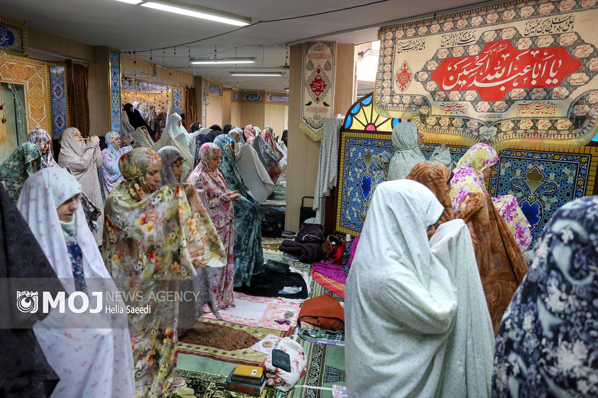 مراسم اعتکاف در دانشگاه امیرکبیر