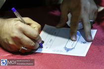 پایداری ها در صدر اصولگرایان، یک زن بالاترین شانس اصلاح طلبان