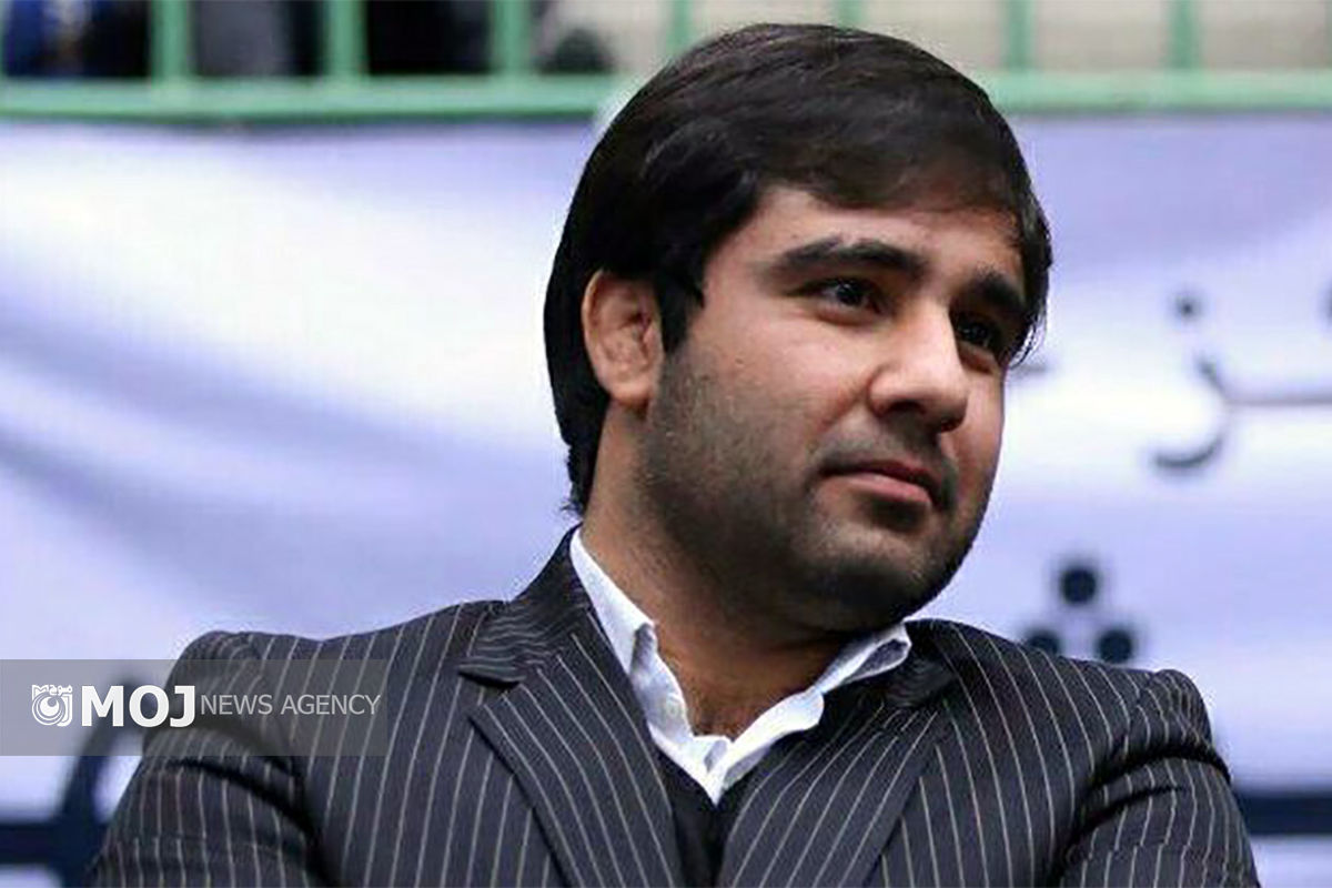 وحید والیزاده مرادی