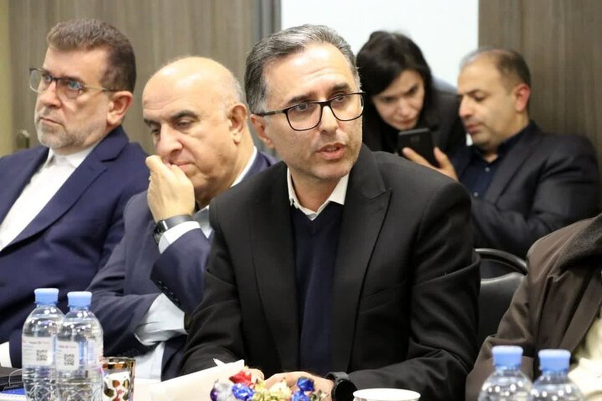 مانع زدایی در مسیر ترانزیت کالا باید در بنادر گیلان و آستراخان