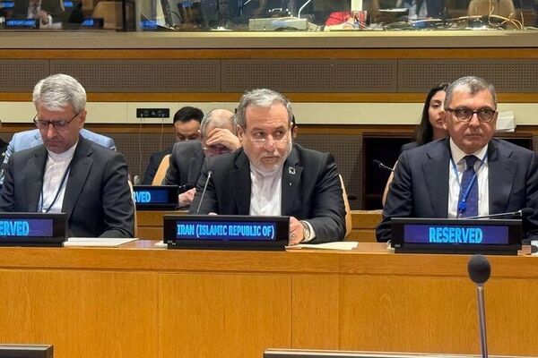 هیچ‌یک از اهداف شوم متجاوزان ایران محقق نشد
