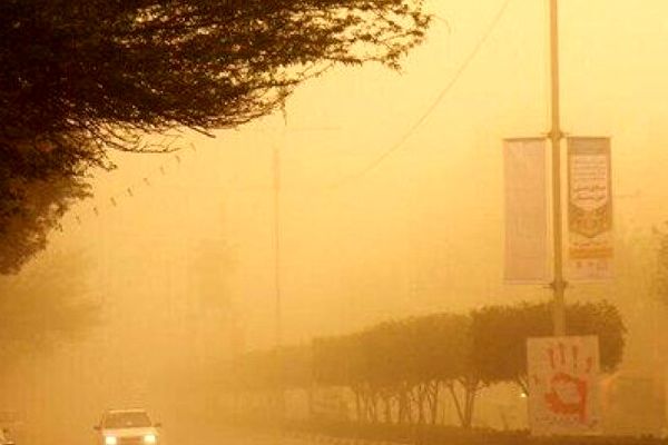 سالمندان و بیماران تنفسی در روزهای گردوغبار در خانه بمانند