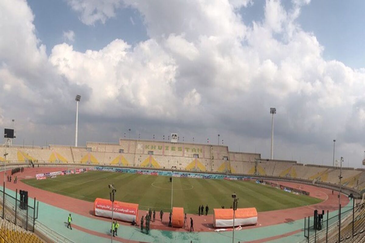 بازی فولاد و پرسپولیس