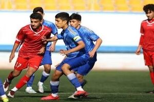 پرسپولیس با سه گل استقلال را در نونهالان درهم کوبید