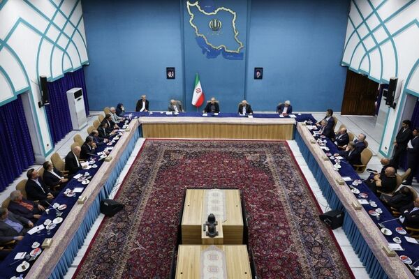 موانع فعالیت کسب‌وکارها و تولیدکنندگان را برطرف می‌کنیم