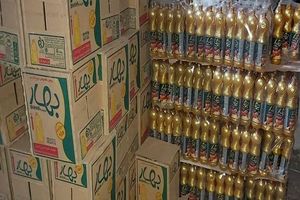 کشف یک هزار و ۱۷۱ کارتن روغن خوراکی در بندر آبادان 