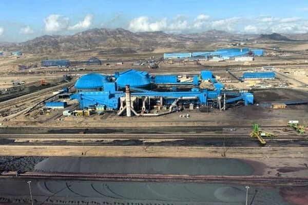 تداوم درخشش فولاد سنگان در جمع برترین‌های صنعت و معدن استان