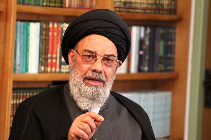 عشق به دین باید در مسیری باشد که دین نشان داده است