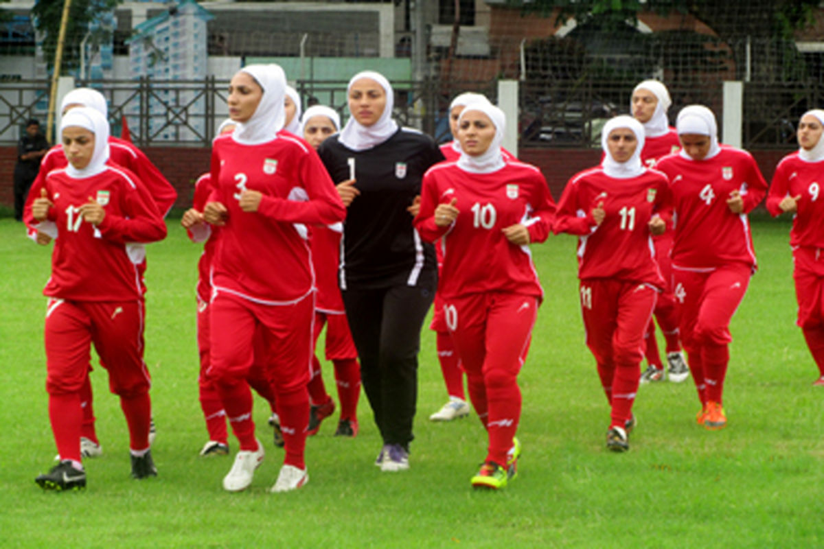 اصفهان- تیم ملی فوتبال بانوان