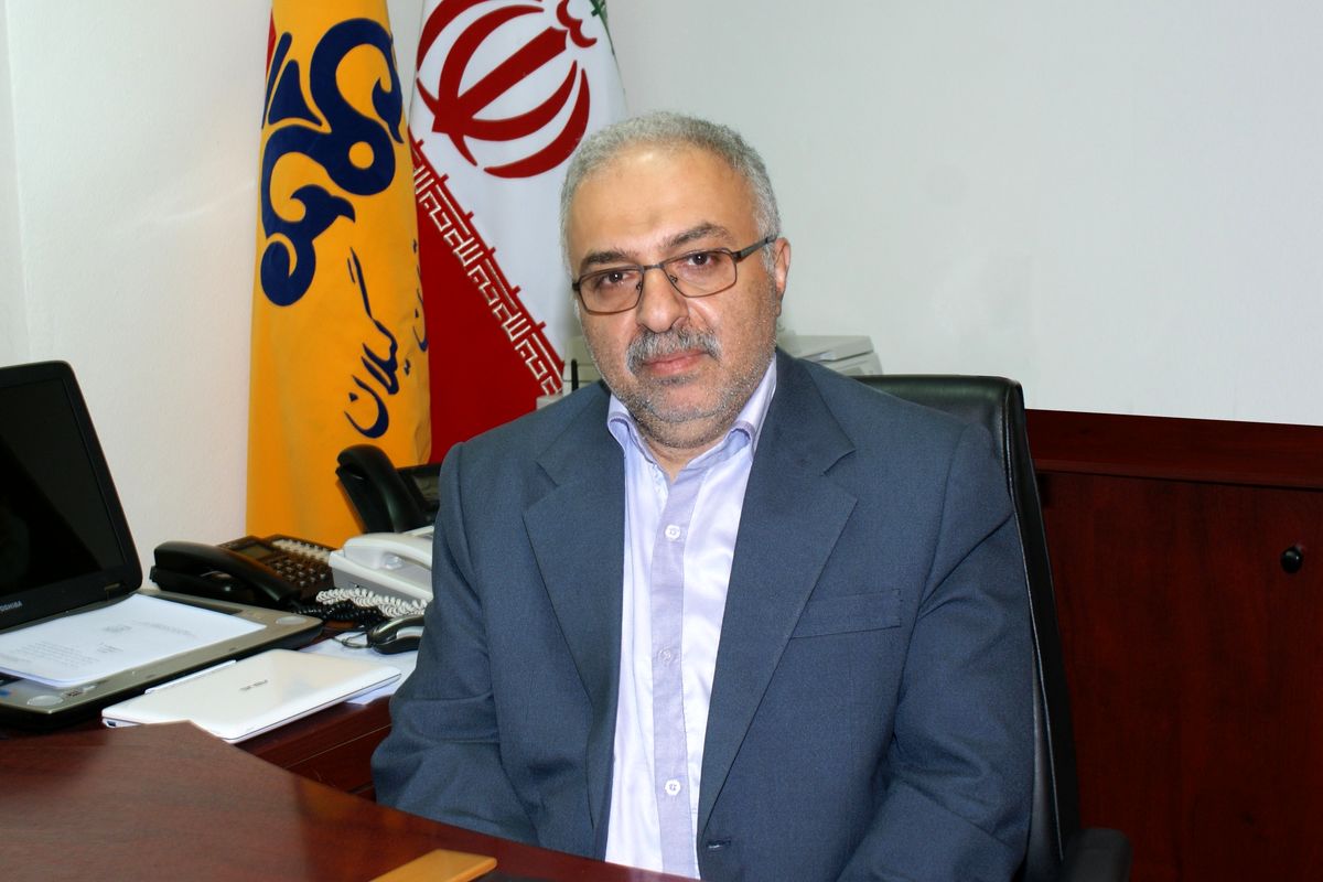 حسین اکبر