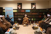 تریبون ائمه جمعه جایگاهی برای معرفی ظرفیت‌ها و دعوت از مردم جهت حل مشکلات باشد