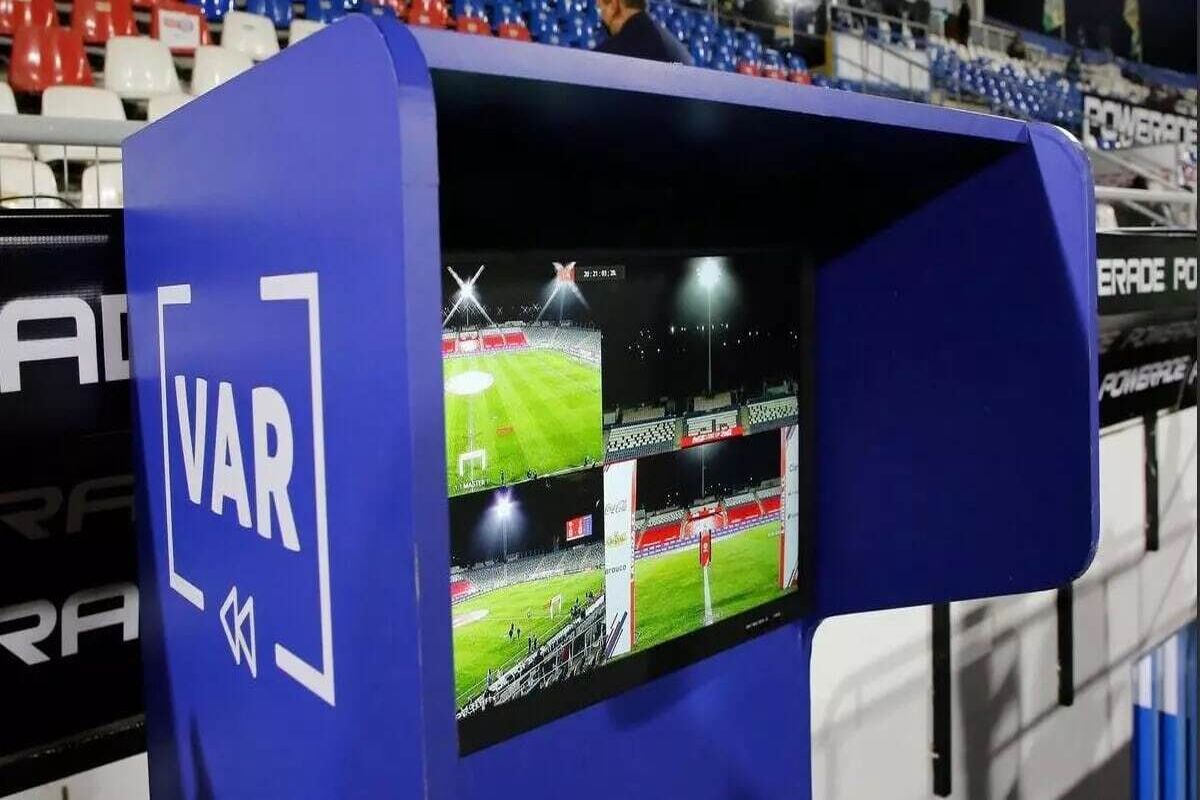 VAR