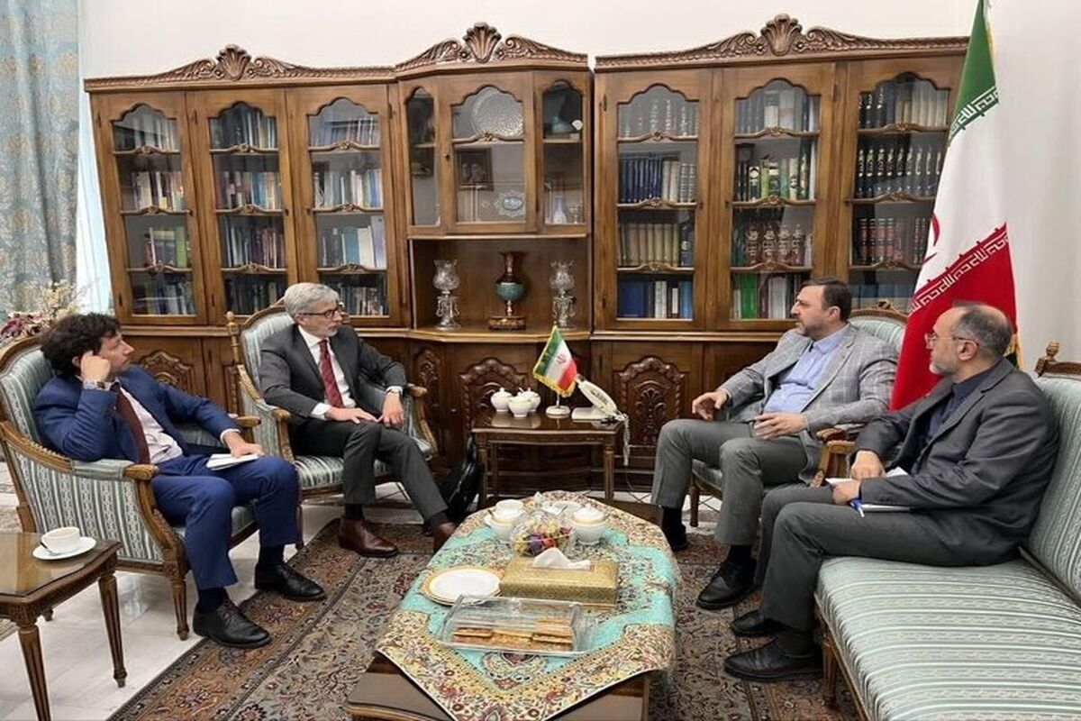 غریب آبادی