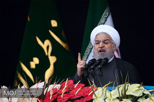 مگر رییس جمهور قسم یاد نکرده که خود را وقف مردم کند؟