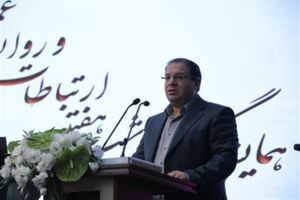 نمی‌توان با مردم به زبان دستوری سخن گفت
