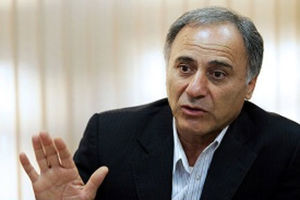 علیرضا رحیمی در هندبال می‌ماند؟