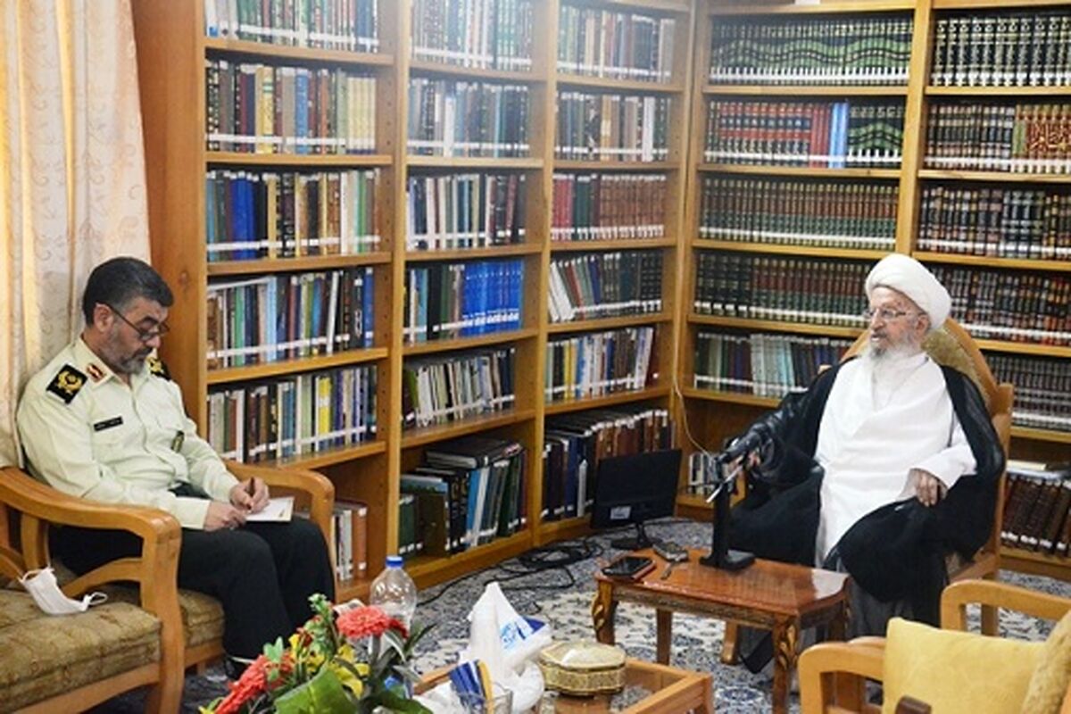 آیت الله مکارم شیرازی