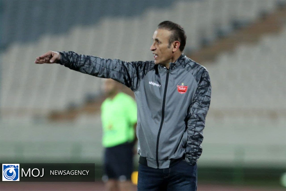 دیدار تیم های فوتبال پرسپولیس و نساجی