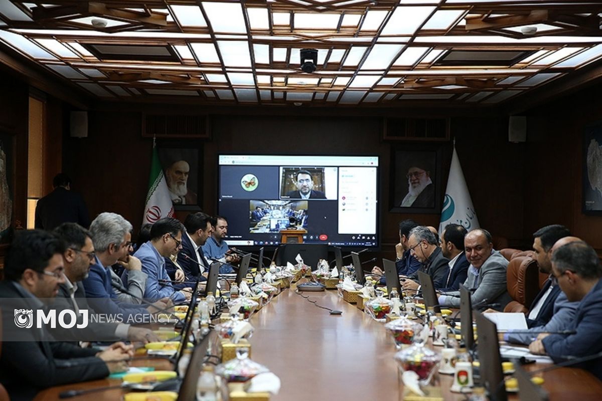 جلسه معاونین منطقه آزاد کیش