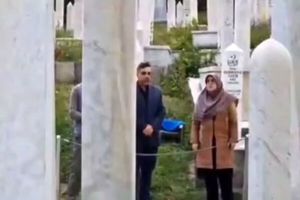 سخنگوی دولت به یادمان شهدای کشور بوسنی ادای احترام کرد